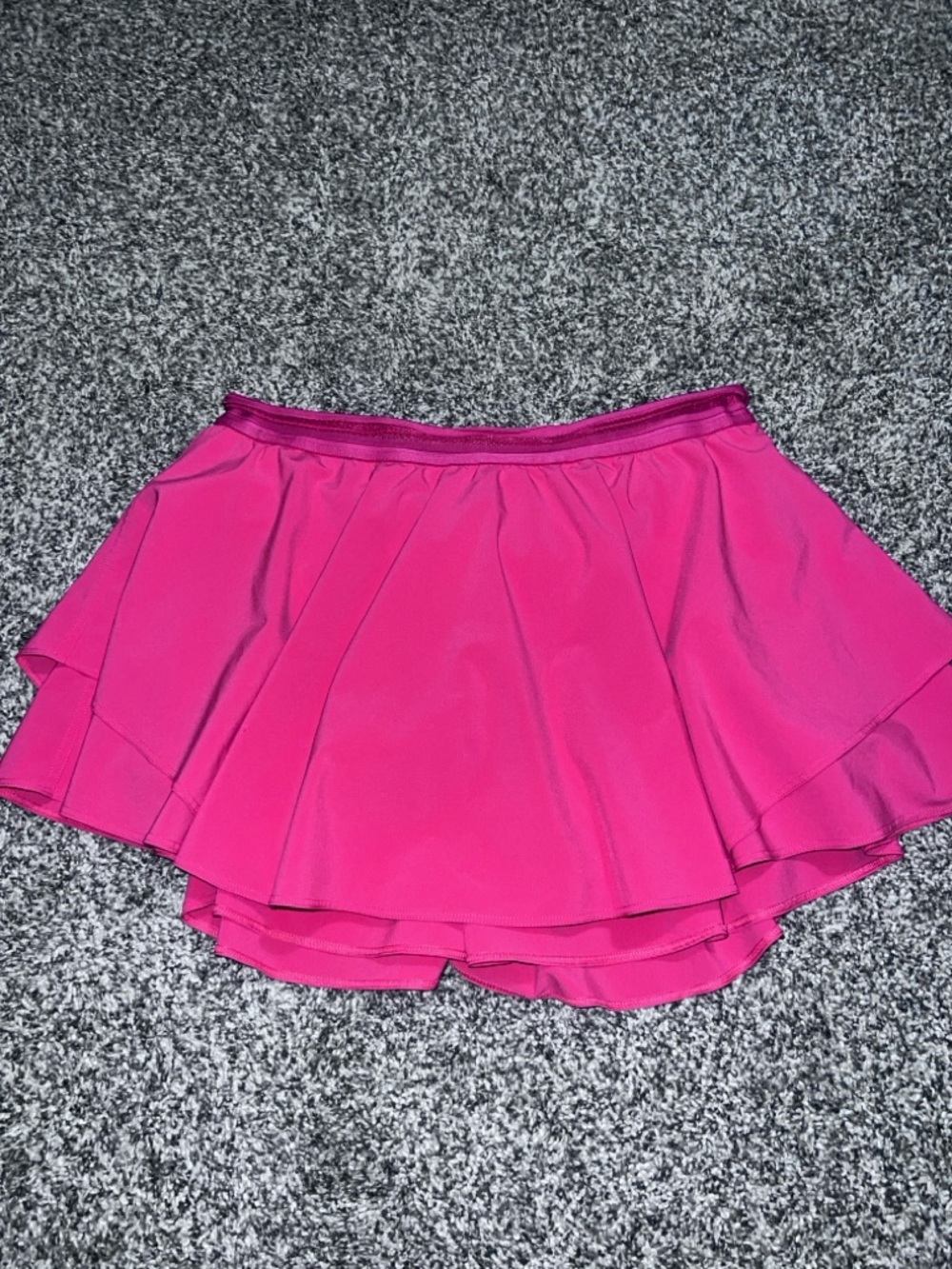 Lululemon athletica Hot Pink Skirt w/ built in shorts
